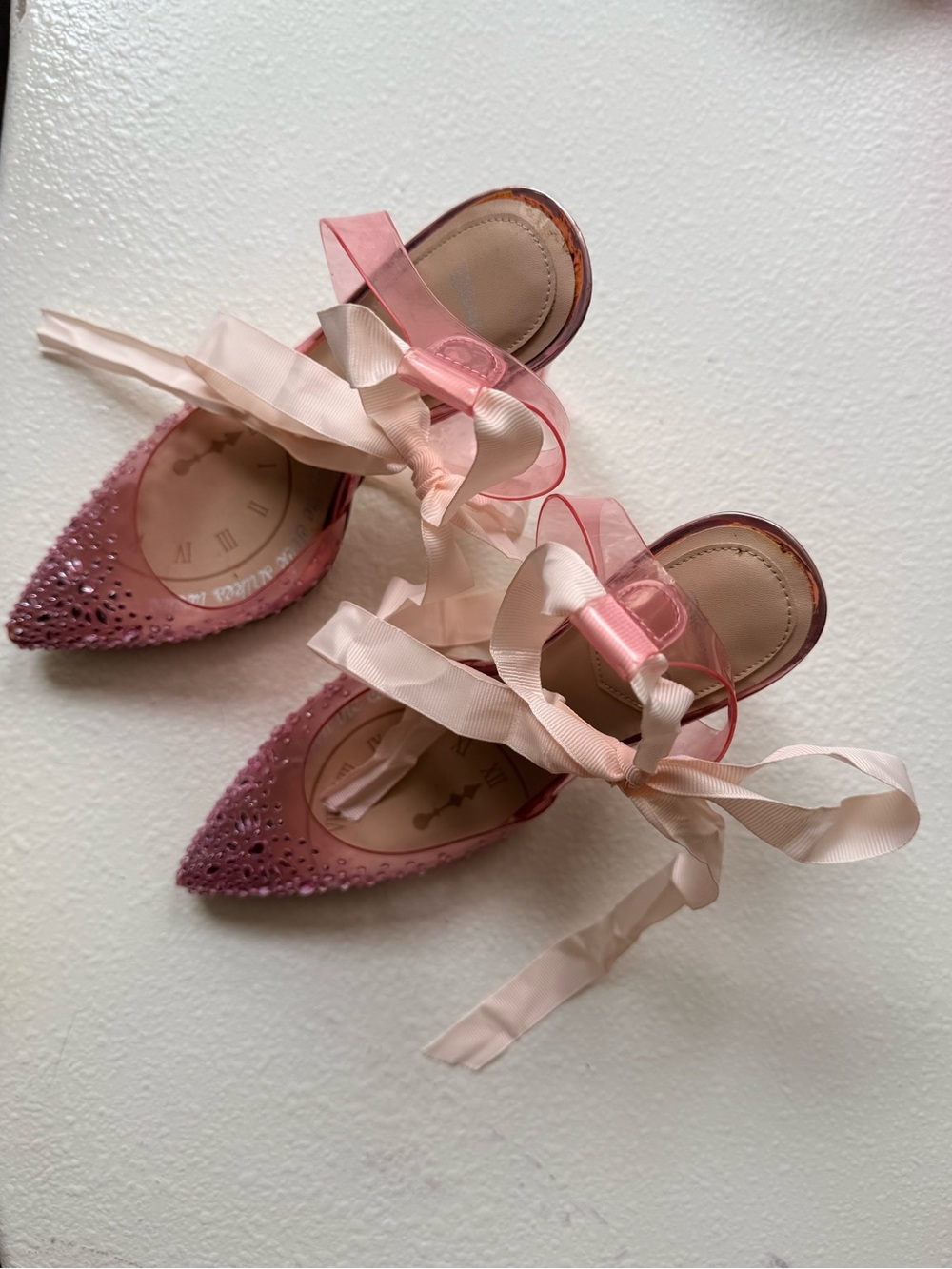 Aldo x Disney Reworked Rhinestone Pointed Toe Lucite Clear See Through Heels 8.5 - Picture 4 of 4